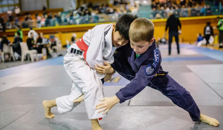 Zašto bi svaka žena trebala trenirati BJJ